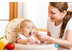 school-chalao-feeding-your-baby.png