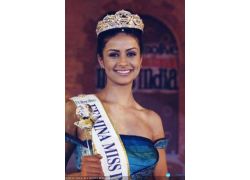 school-chalao-gul-panag-miss-india-1999.jpg