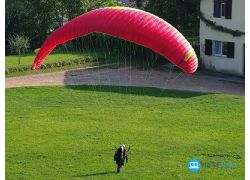 school-chalao-landing-of-paragliding.jpg